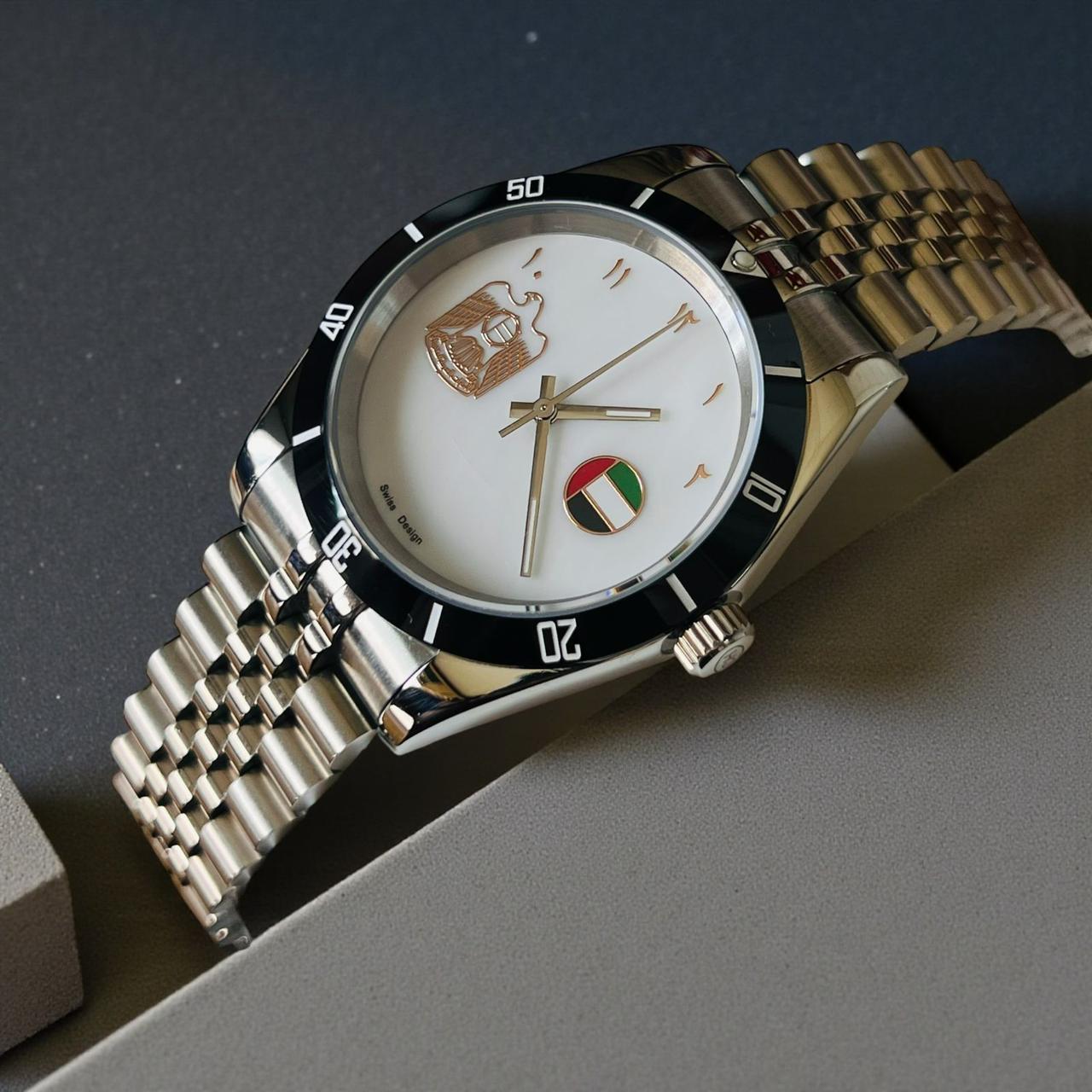 CHAIRMAN GENEVE UAE EMBLEM FLAG ARABIC WHITE DIAL SILVER CHAIN GENTS WATCH